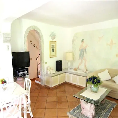 Via Dei Pesci Villa